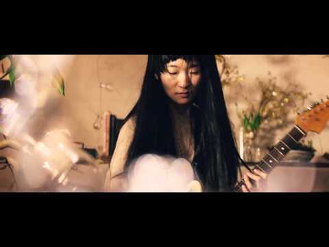 Example of scene filmed with the ARRI Master Anamorphic Flare Sets.