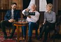02-charlie-rizek-roger-deakins-with-alexa-mini-lf-arri-signature-prime-james-deakins-from-left-1917-interview-photo-arri