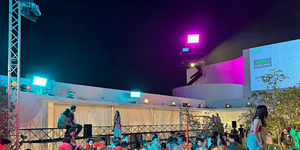 Chanthut_SkyPanelX_StageShow