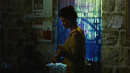 Un'immaigine dal film Pomegranates and Myrrh (Melograni e Mirra) girato da Valentina Caniglia in Super 16mm con ARRIFLEX 3R.