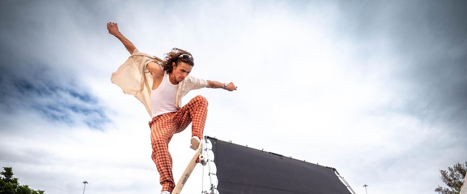 DP Ben Cotgrove shoots Swatch commercial