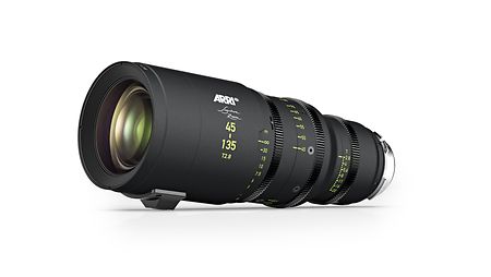 ARRI Signature Zoom 45-135 T2.8 for ARRI cine zoom lenses product picture.