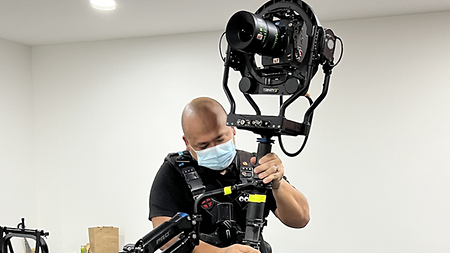 TRINITY operator Christopher Ang with his new TRINITY 2 at the ARRI Office 